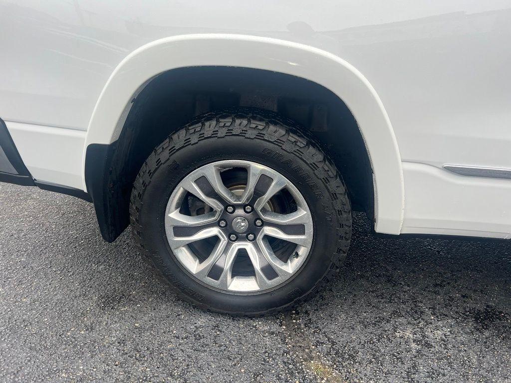 RAM 1500 Big Horn Crew Cab LWB 4WD 2019
