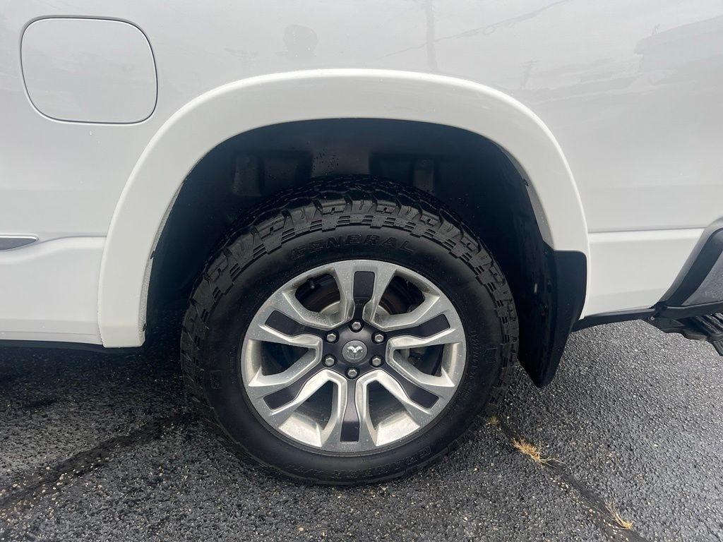 RAM 1500 Big Horn Crew Cab LWB 4WD 2019