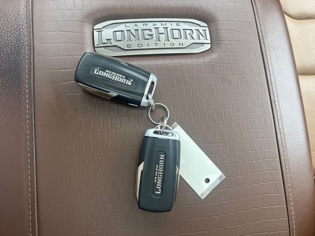 RAM 1500 Big Horn Crew Cab LWB 4WD 2019