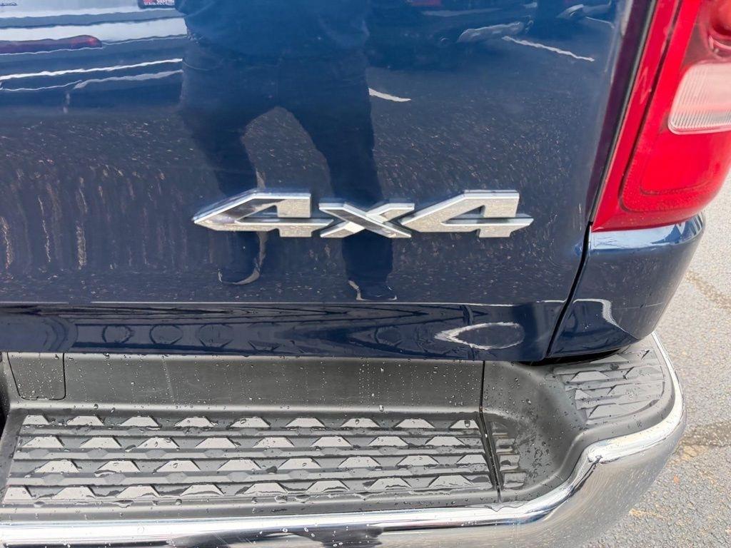 RAM 1500 Big Horn Crew Cab LWB 4WD 2019