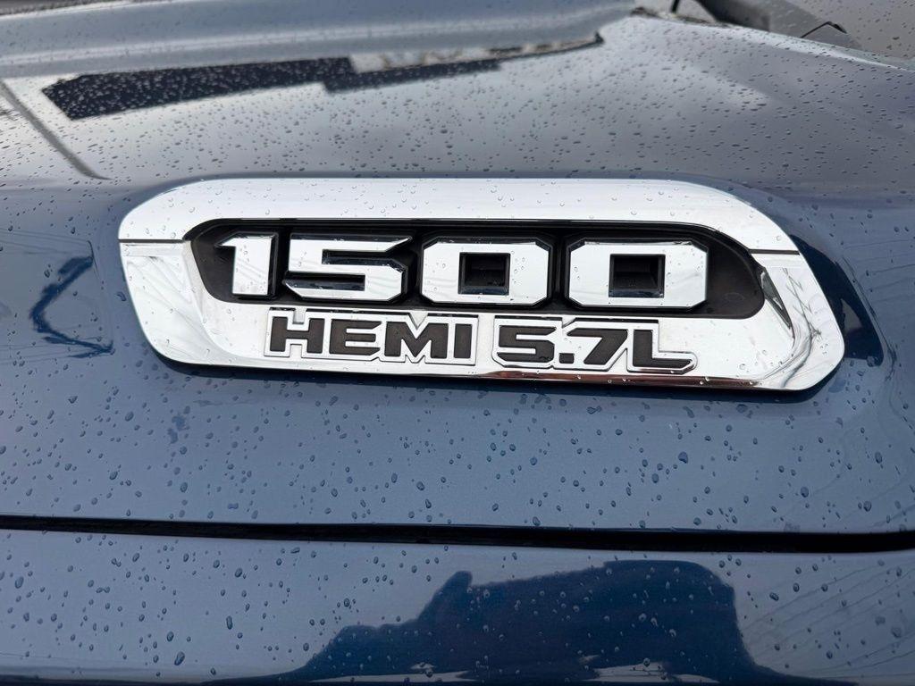 RAM 1500 Big Horn Crew Cab LWB 4WD 2019
