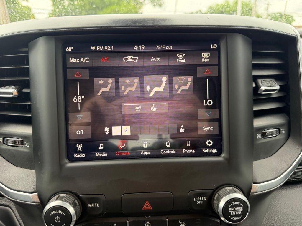 RAM 1500 Big Horn Crew Cab LWB 4WD 2019