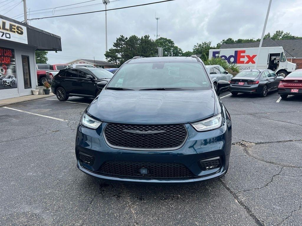 Chrysler Pacifica Limited 2025