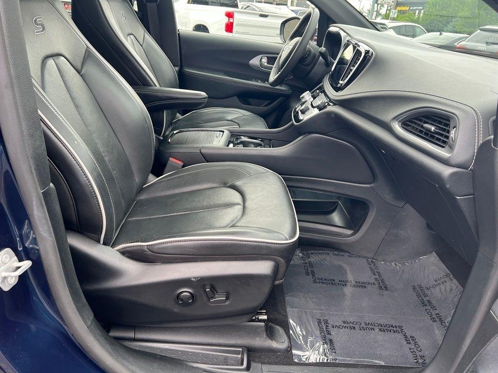 Chrysler Pacifica Limited 2025