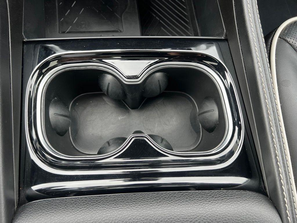 Chrysler Pacifica Limited 2025