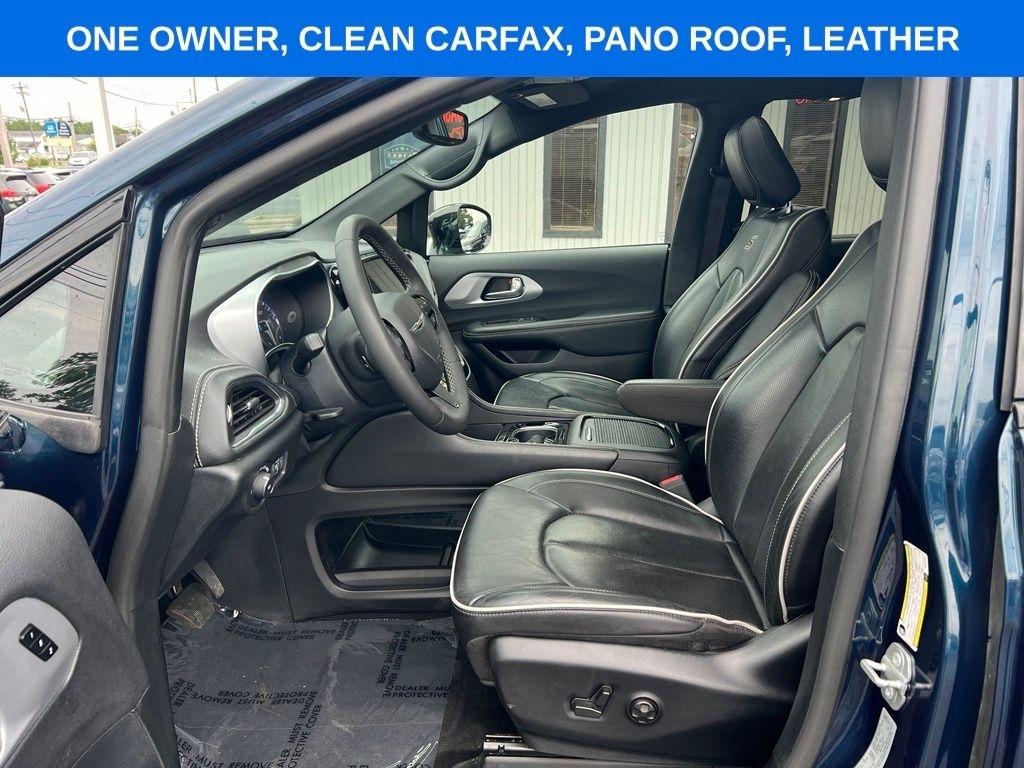 Chrysler Pacifica Limited 2025