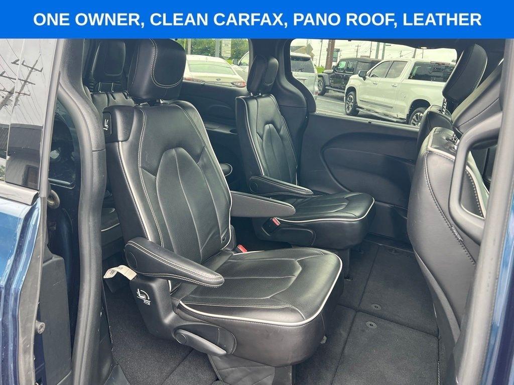 Chrysler Pacifica Limited 2025