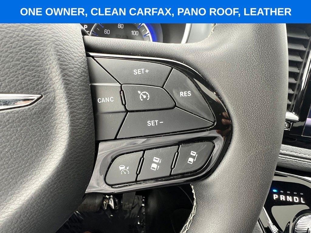 Chrysler Pacifica Limited 2025