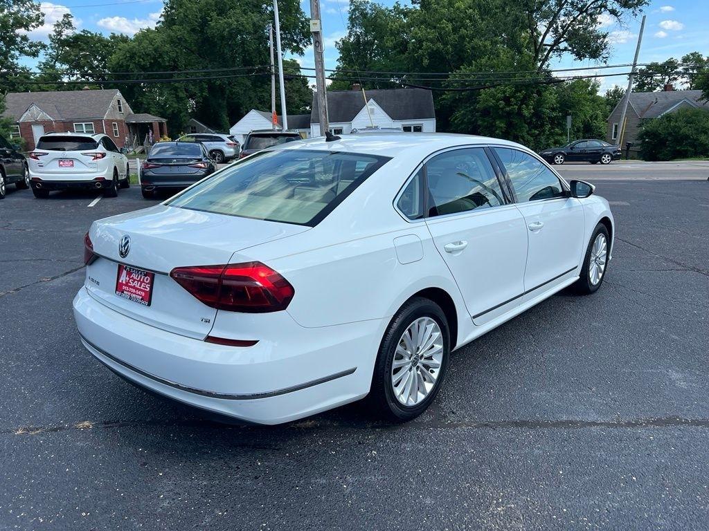 Volkswagen Passat SE 6A 2017