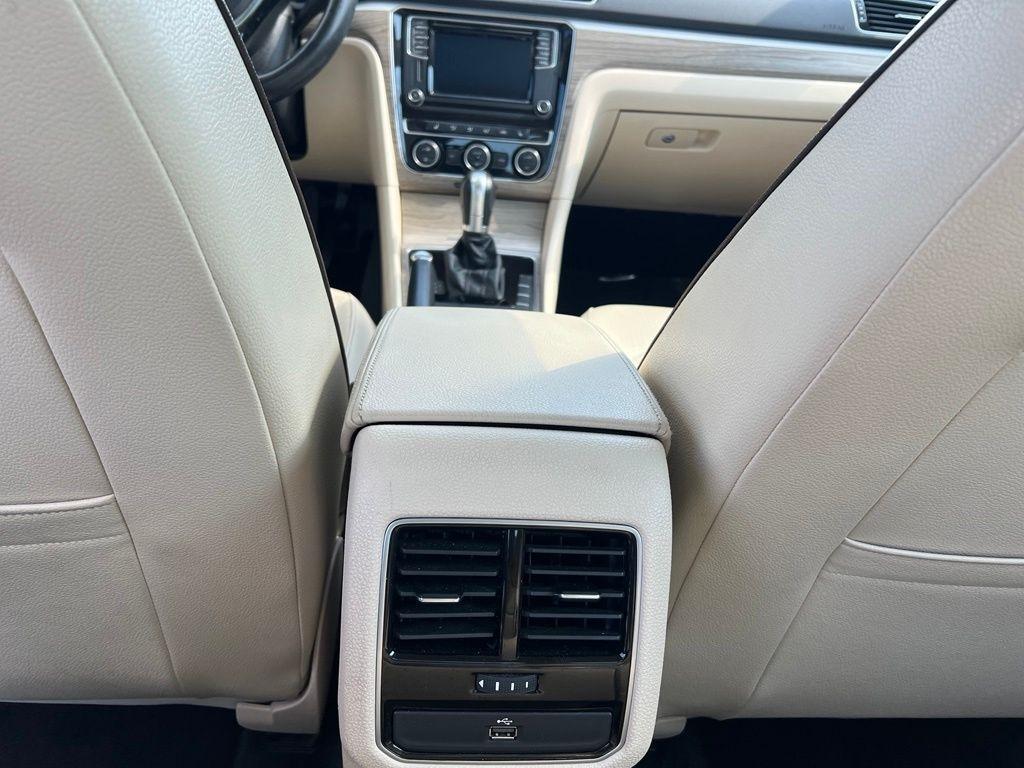 Volkswagen Passat SE 6A 2017