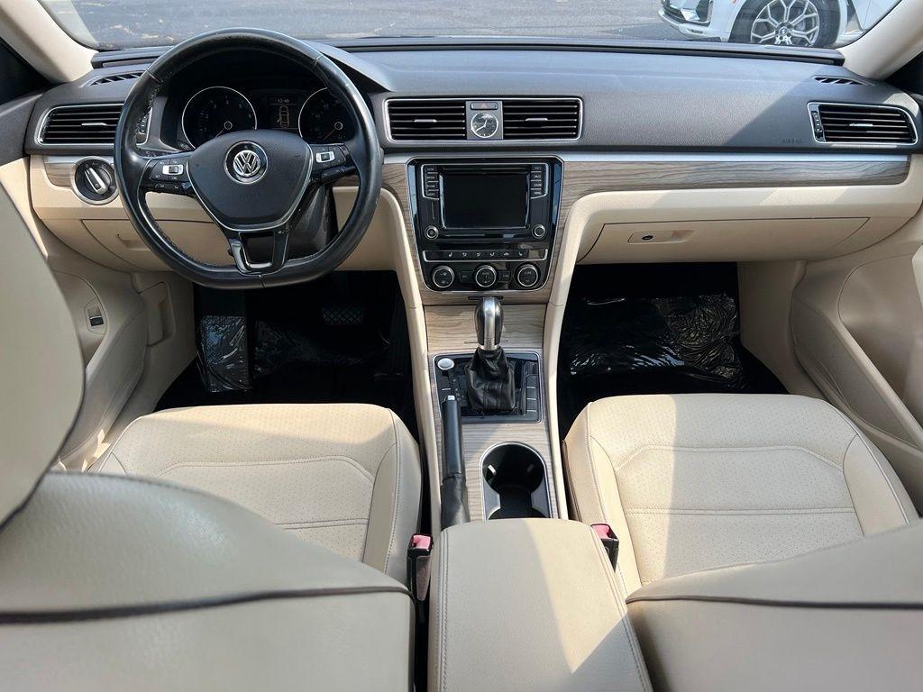 Volkswagen Passat SE 6A 2017
