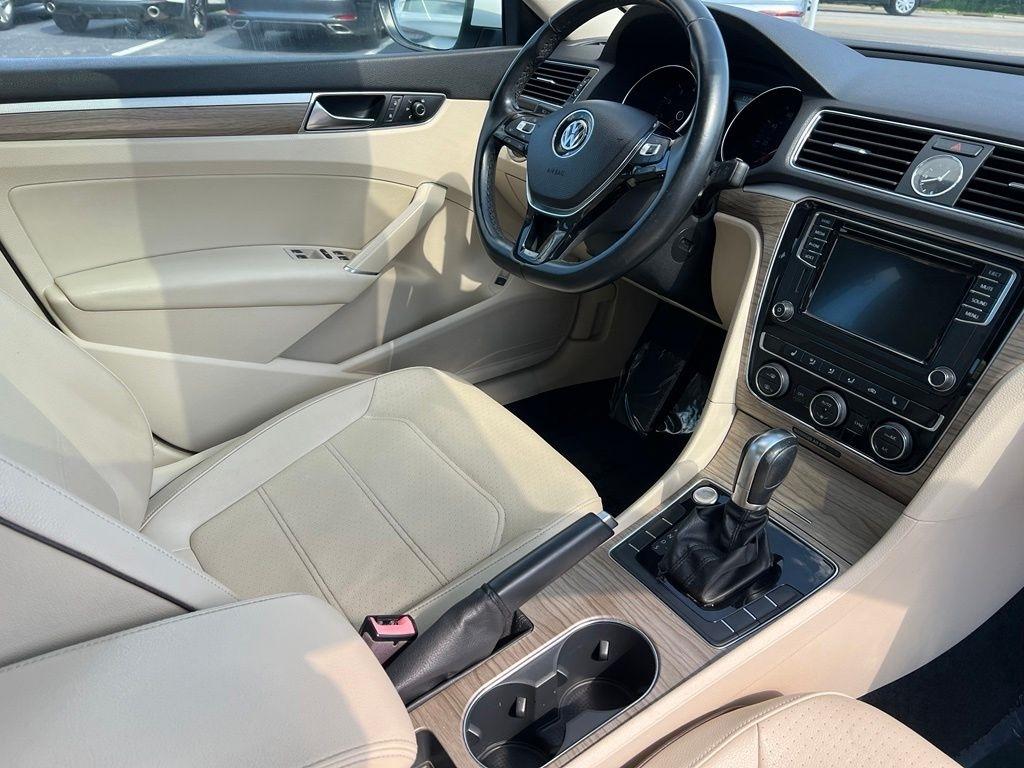 Volkswagen Passat SE 6A 2017