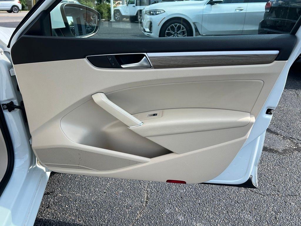 Volkswagen Passat SE 6A 2017