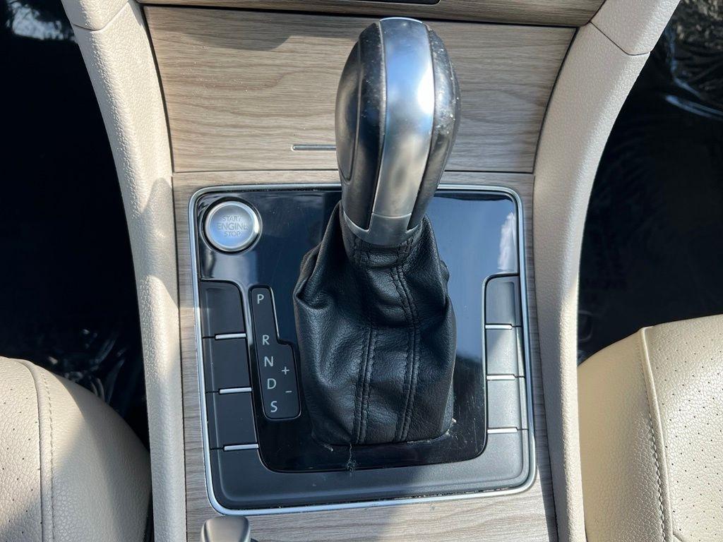 Volkswagen Passat SE 6A 2017