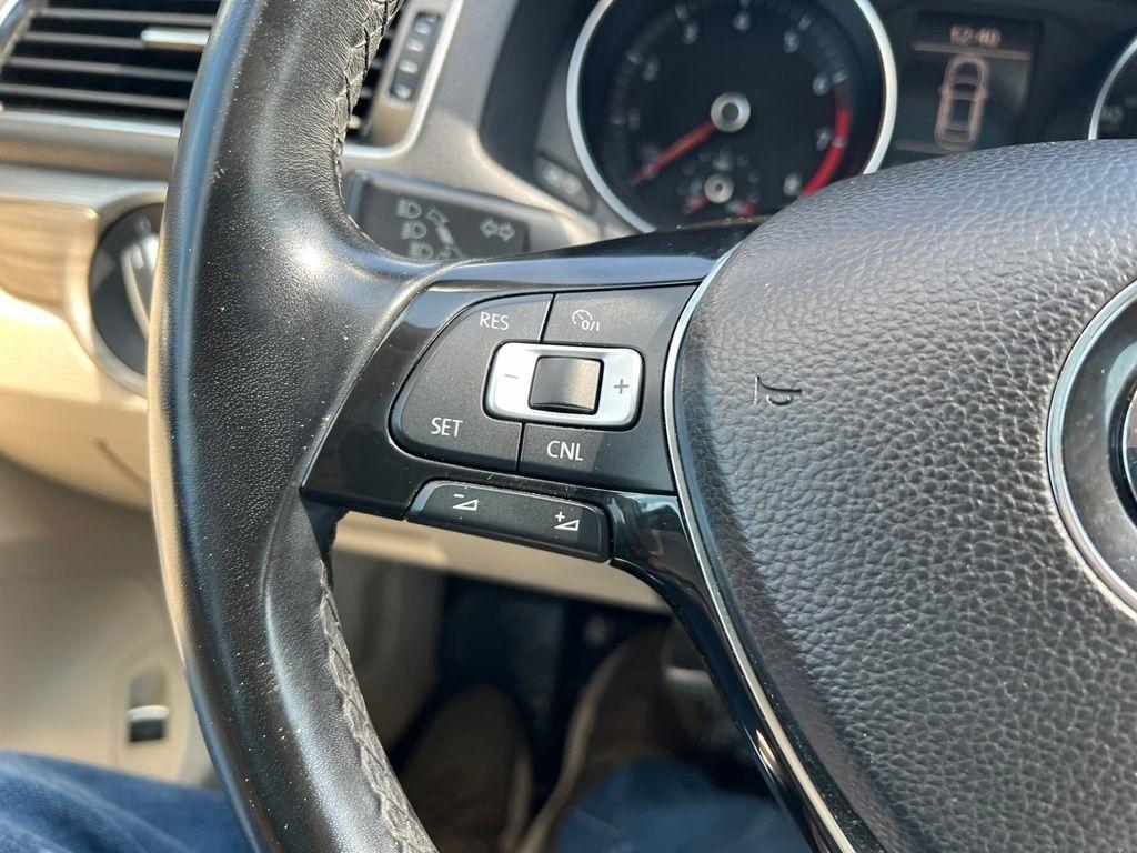 Volkswagen Passat SE 6A 2017