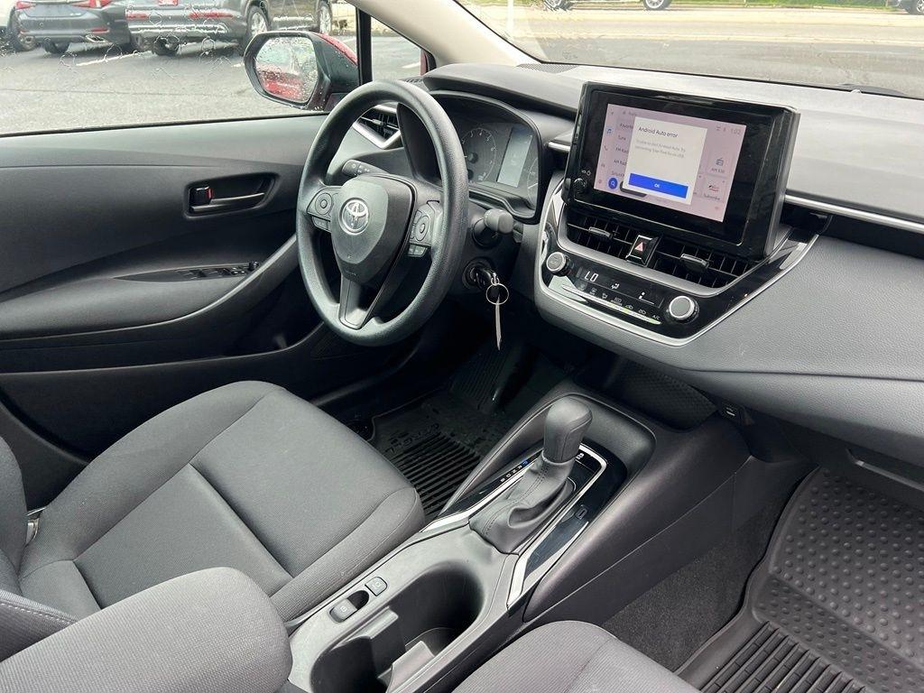 Toyota Corolla LE 2025