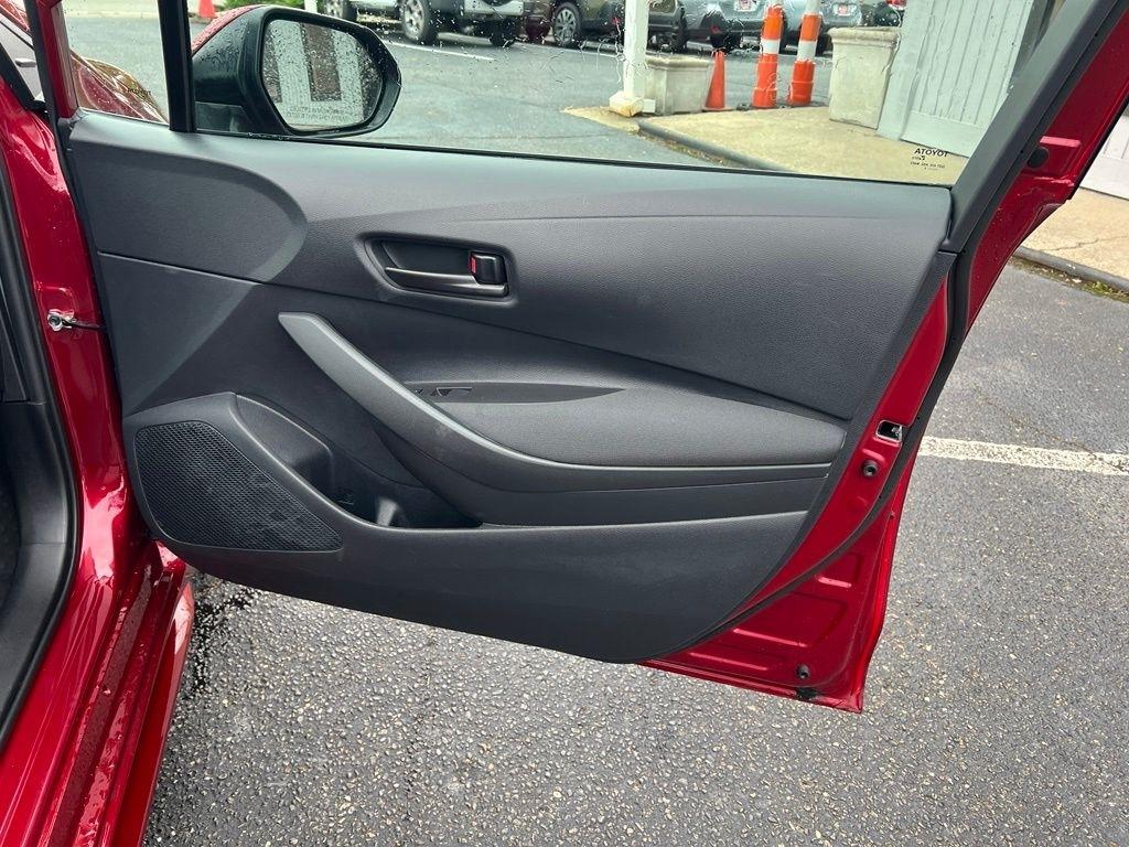 Toyota Corolla LE 2025