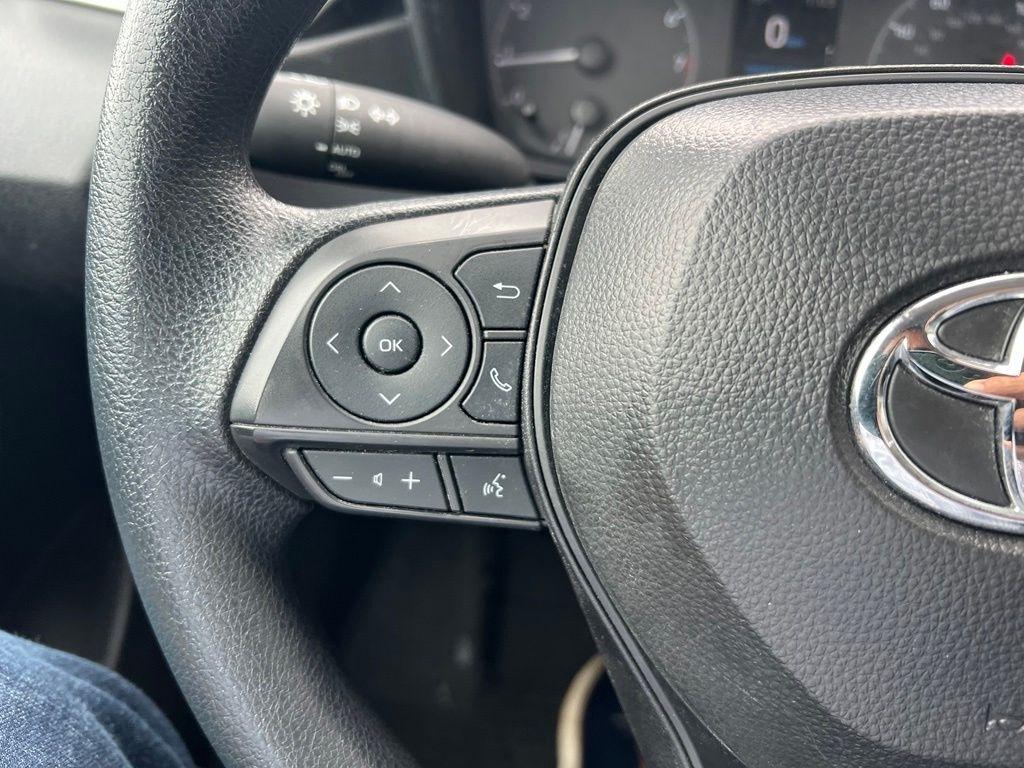 Toyota Corolla LE 2025