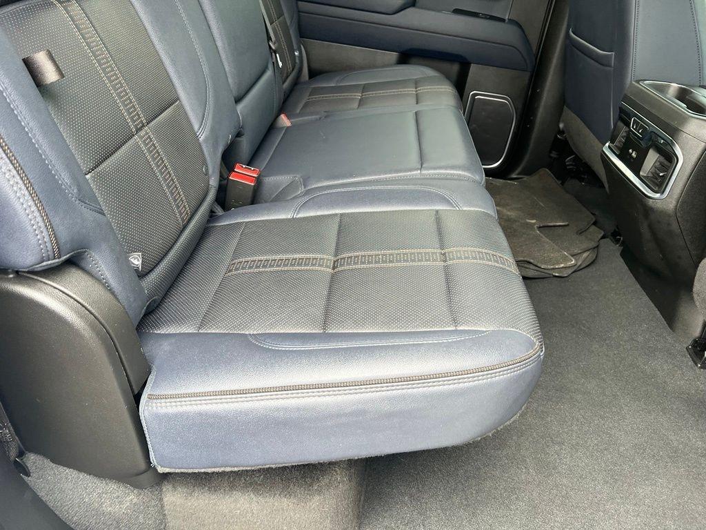 Chevrolet Silverado 1500 High Country Crew Cab 4WD 2022