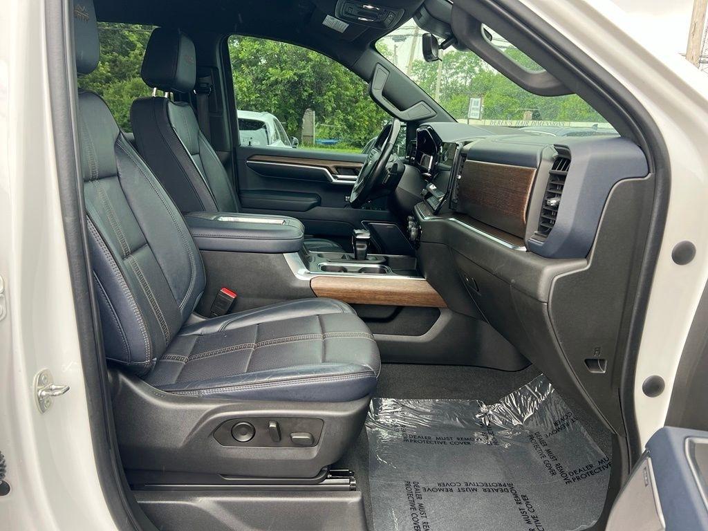 Chevrolet Silverado 1500 High Country Crew Cab 4WD 2022