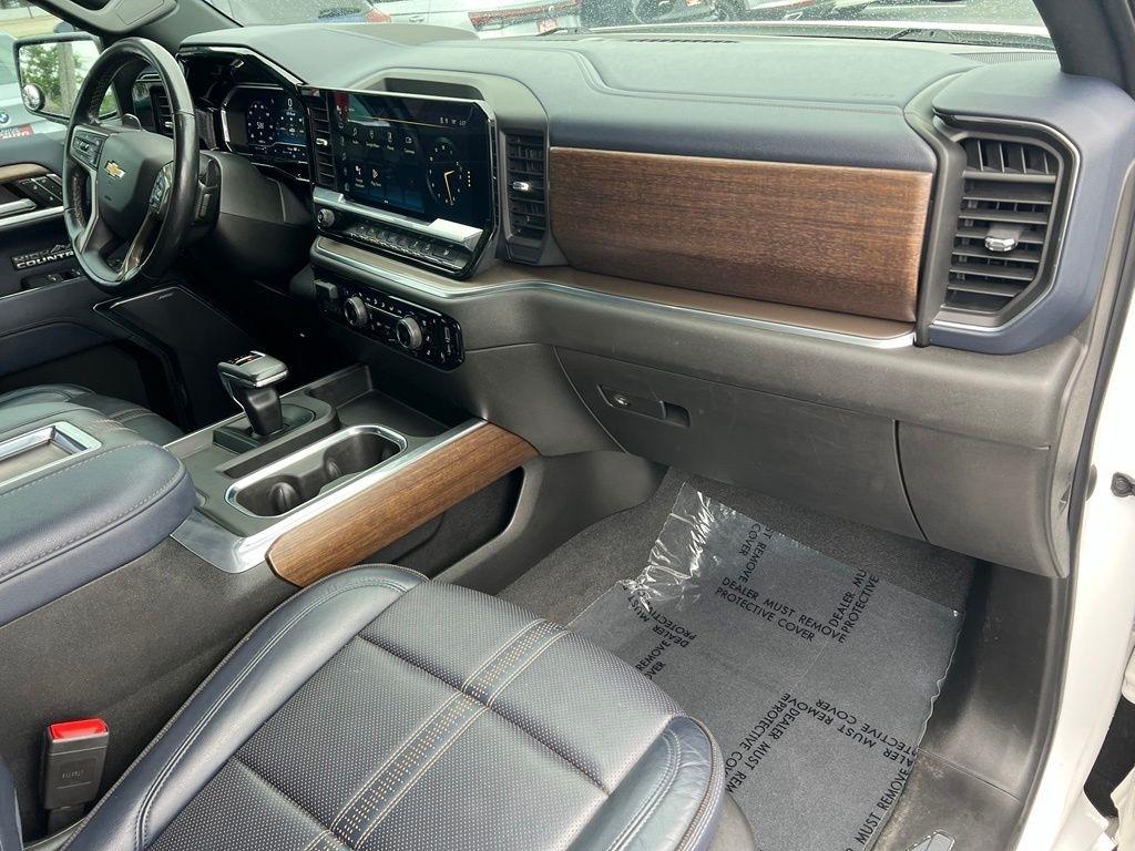 Chevrolet Silverado 1500 High Country Crew Cab 4WD 2022