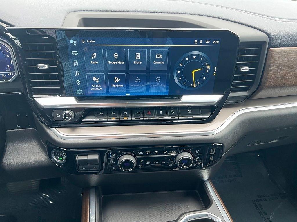 Chevrolet Silverado 1500 High Country Crew Cab 4WD 2022