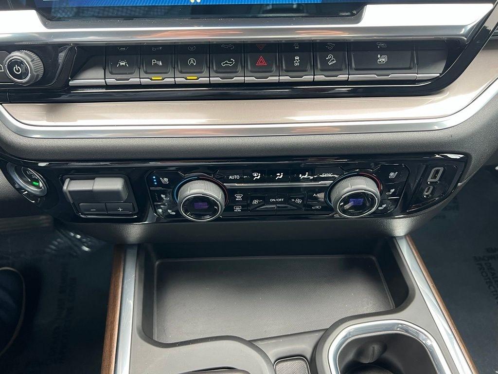 Chevrolet Silverado 1500 High Country Crew Cab 4WD 2022