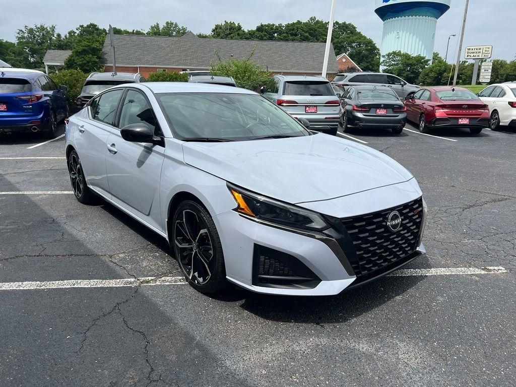 Nissan Altima 2.5 SR 2024