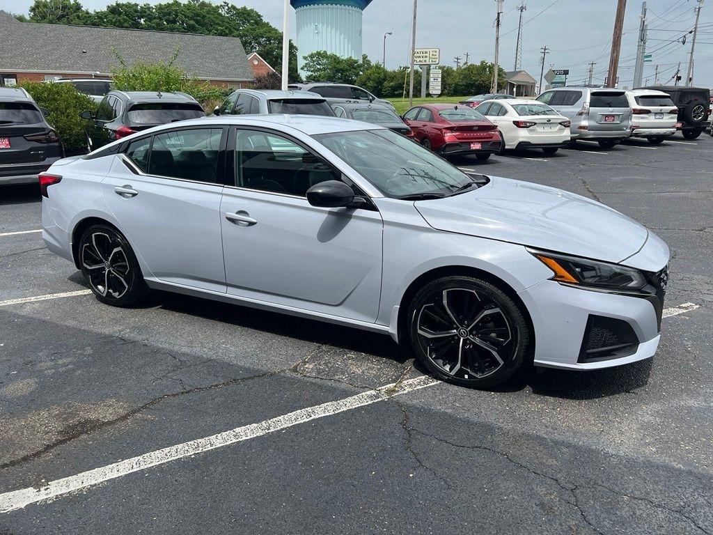 Nissan Altima 2.5 SR 2024