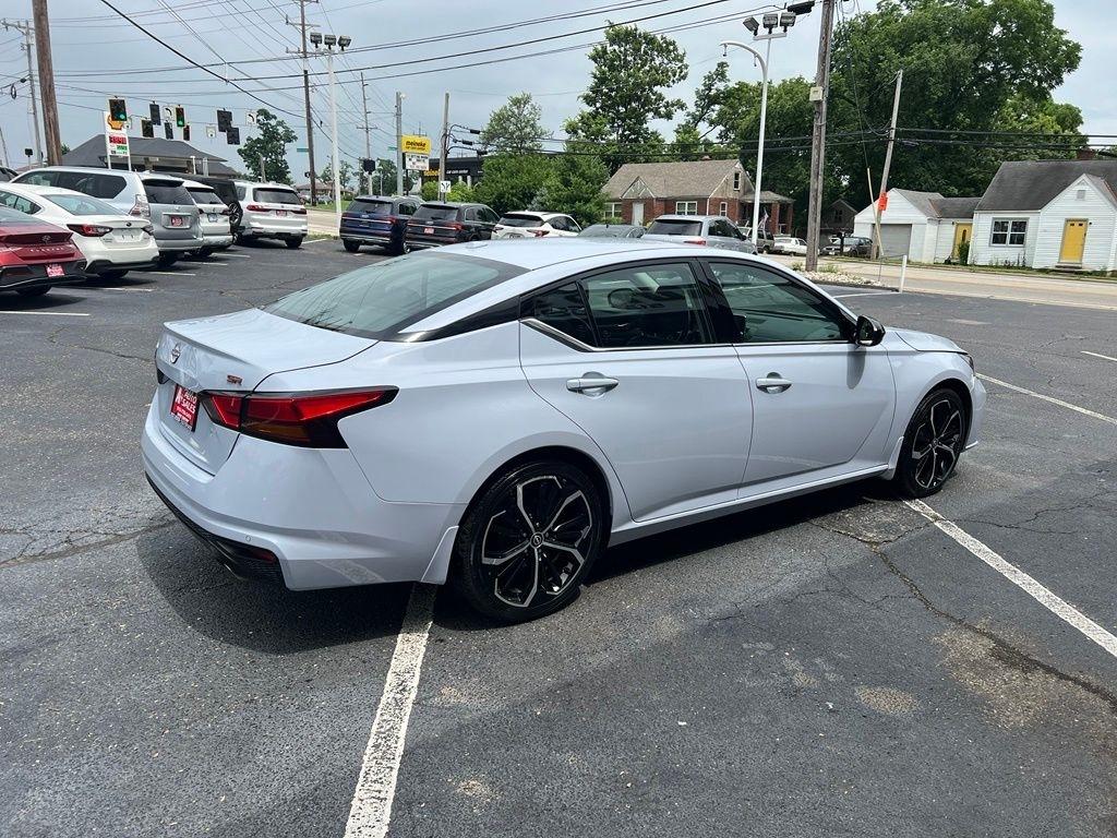 Nissan Altima 2.5 SR 2024