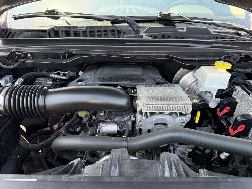 RAM 1500 Big Horn Crew Cab SWB 4WD 2020