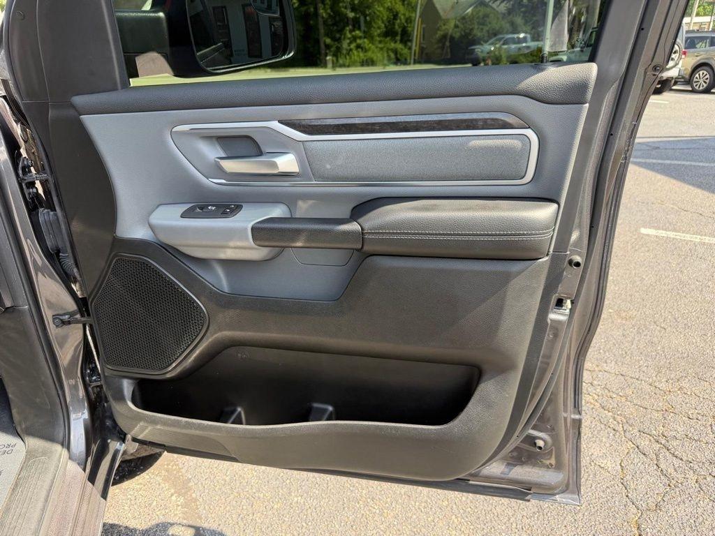 RAM 1500 Big Horn Crew Cab SWB 4WD 2020