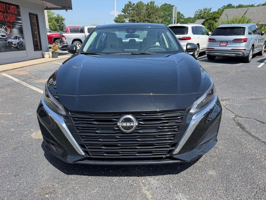 Nissan Altima 2.5 SV 2025