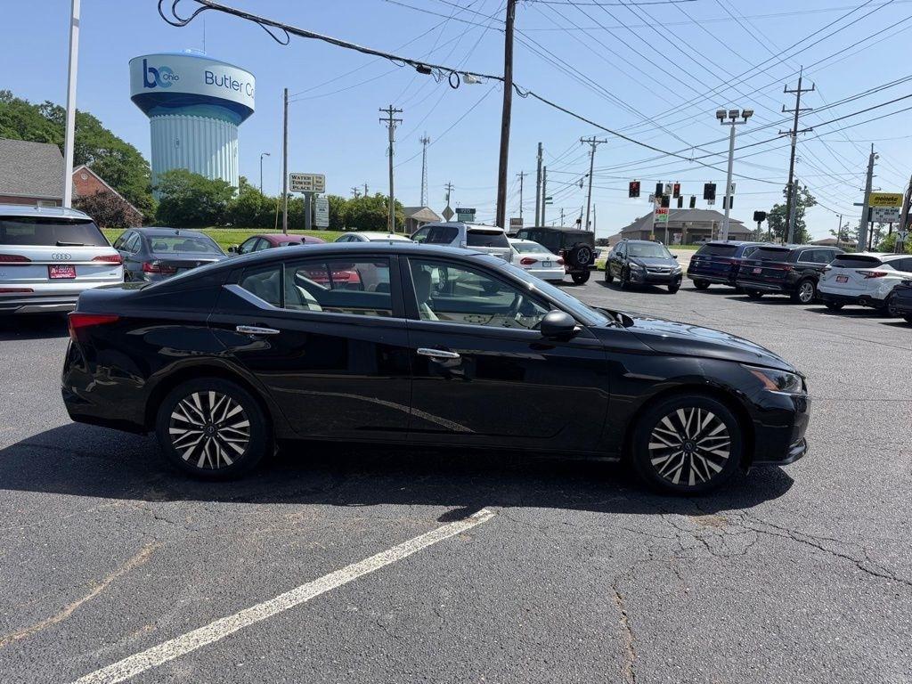 Nissan Altima 2.5 SV 2025