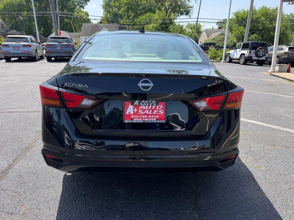 Nissan Altima 2.5 SV 2025