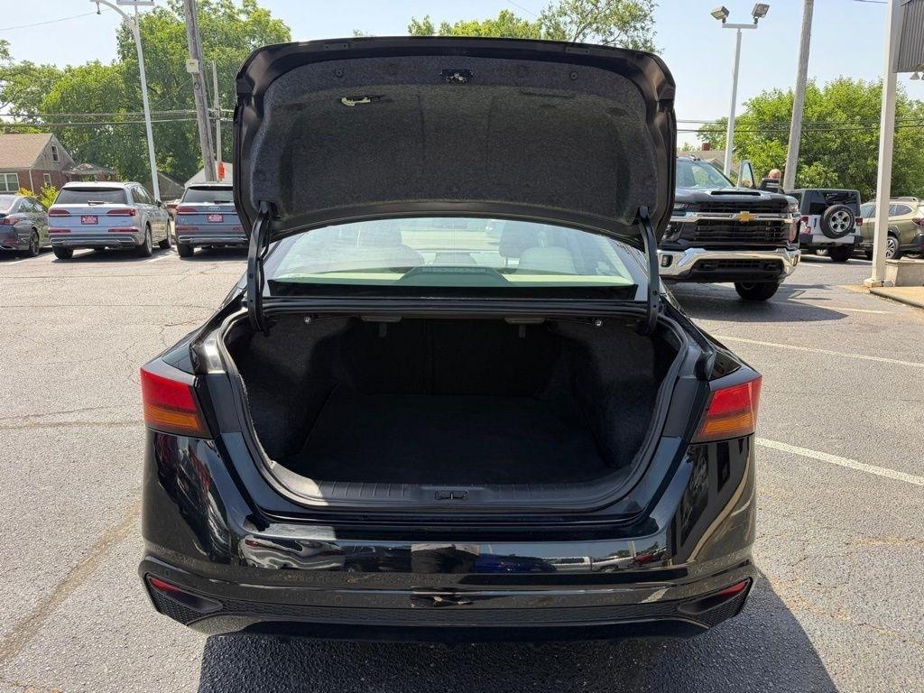 Nissan Altima 2.5 SV 2025