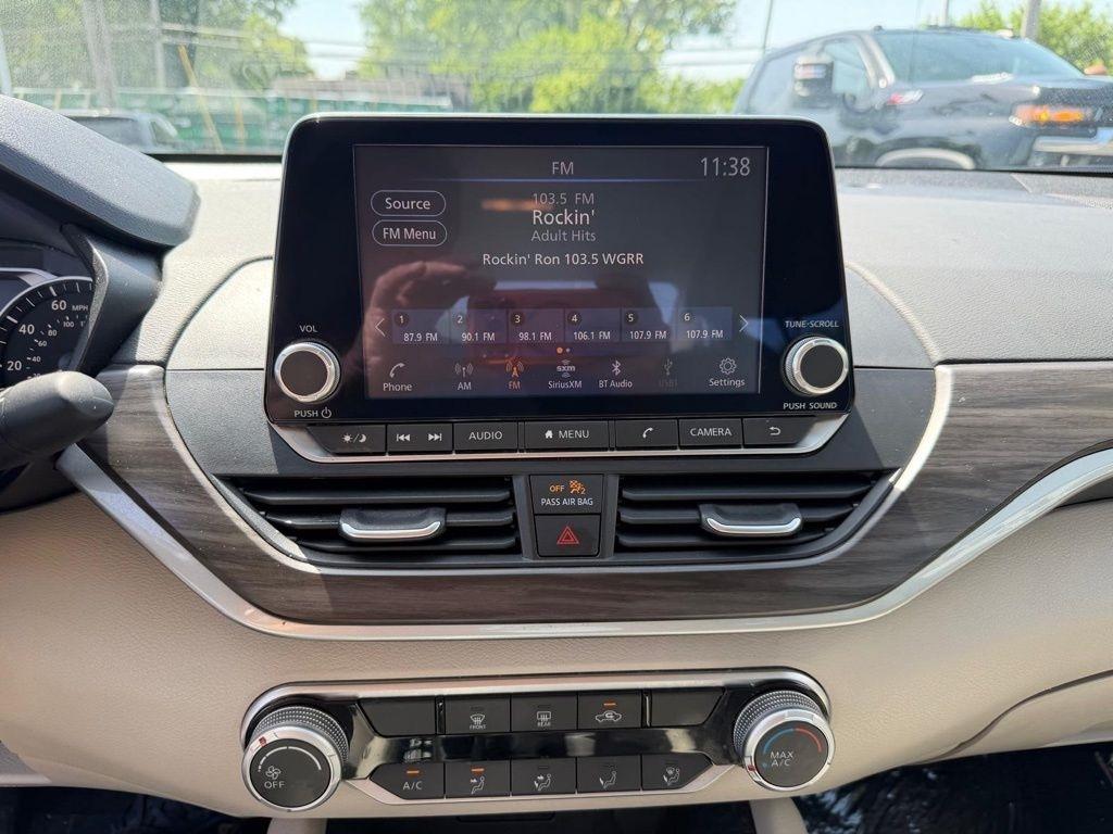 Nissan Altima 2.5 SV 2025