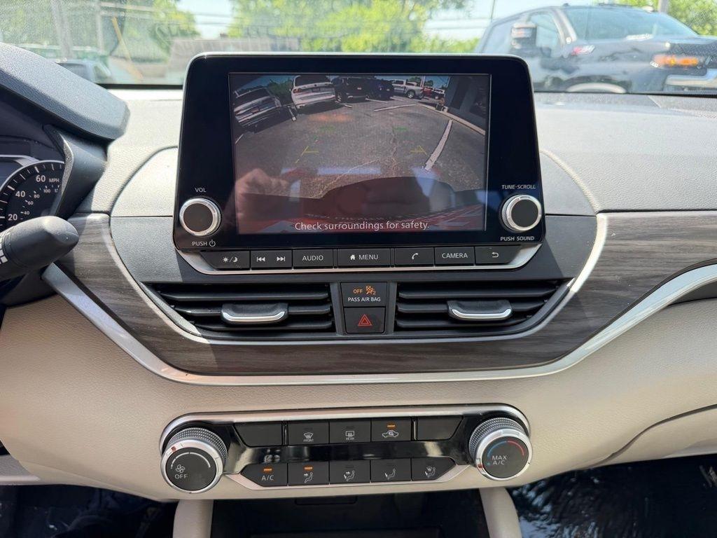 Nissan Altima 2.5 SV 2025
