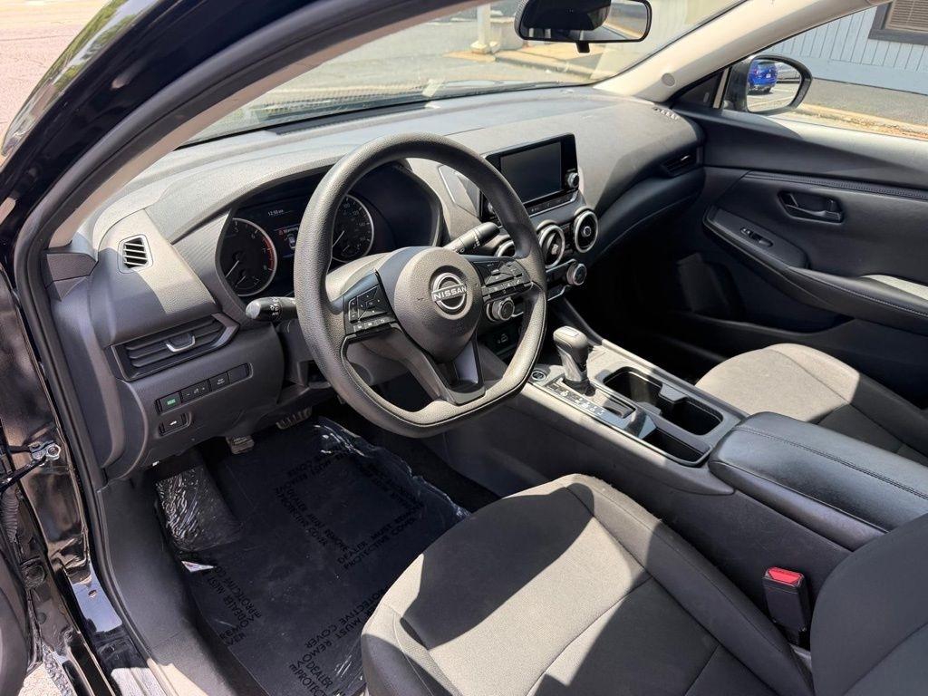 Nissan Sentra S 2024