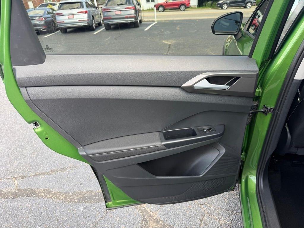 Volkswagen Taos SE 4Motion Black 2025