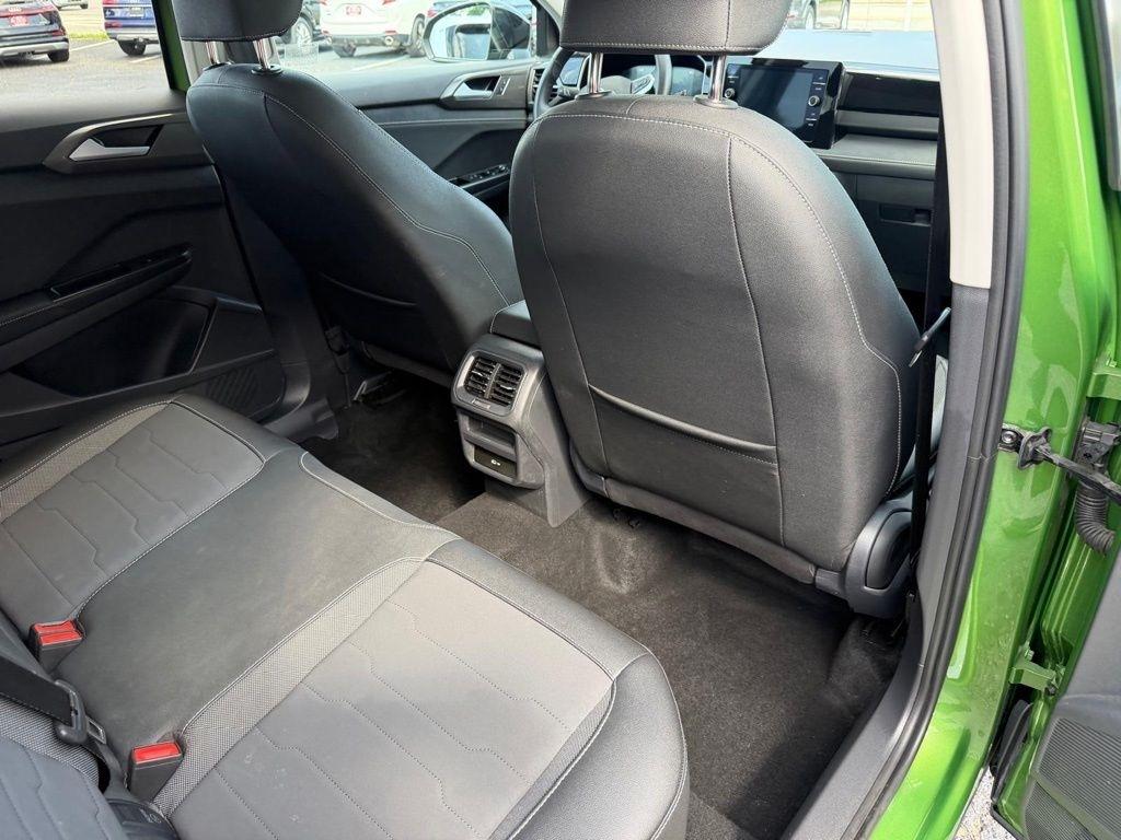 Volkswagen Taos SE 4Motion Black 2025