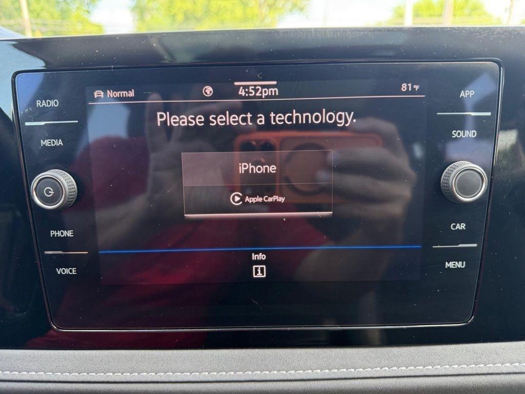 Volkswagen Taos SE 4Motion Black 2025