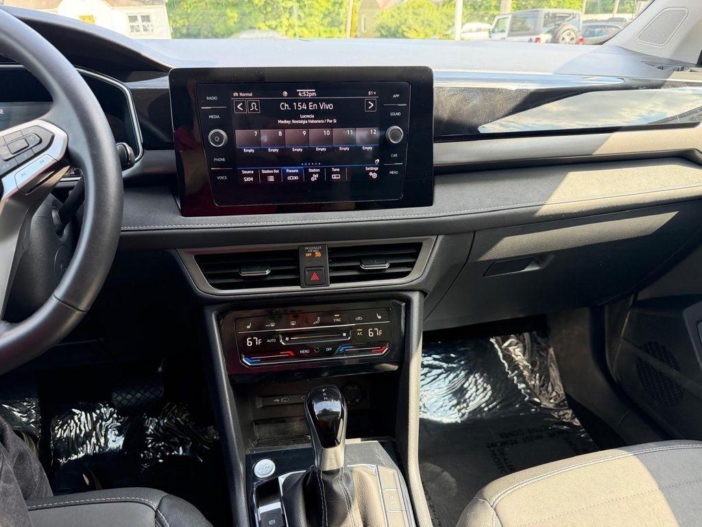 Volkswagen Taos SE 4Motion Black 2025