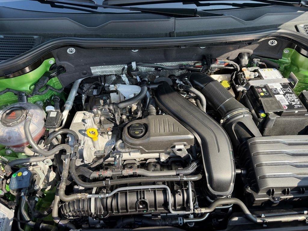 Volkswagen Taos SE 4Motion Black 2025