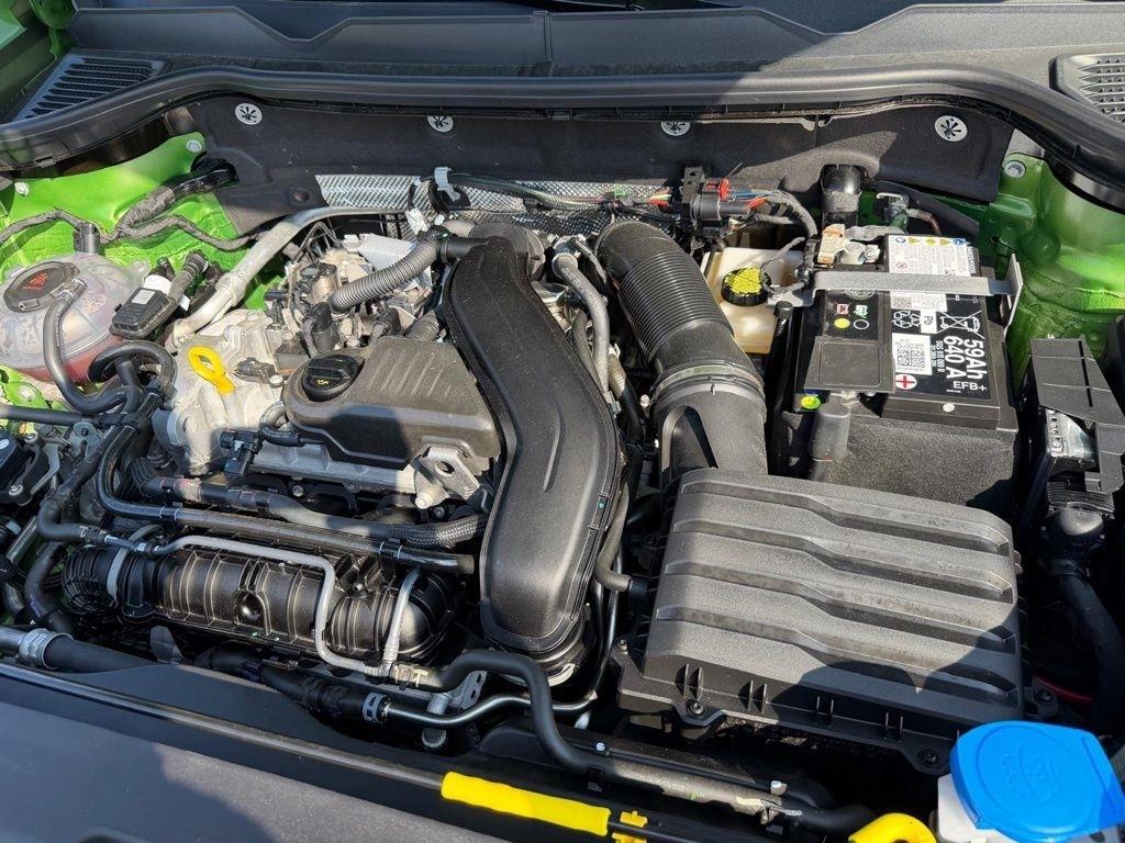 Volkswagen Taos SE 4Motion Black 2025