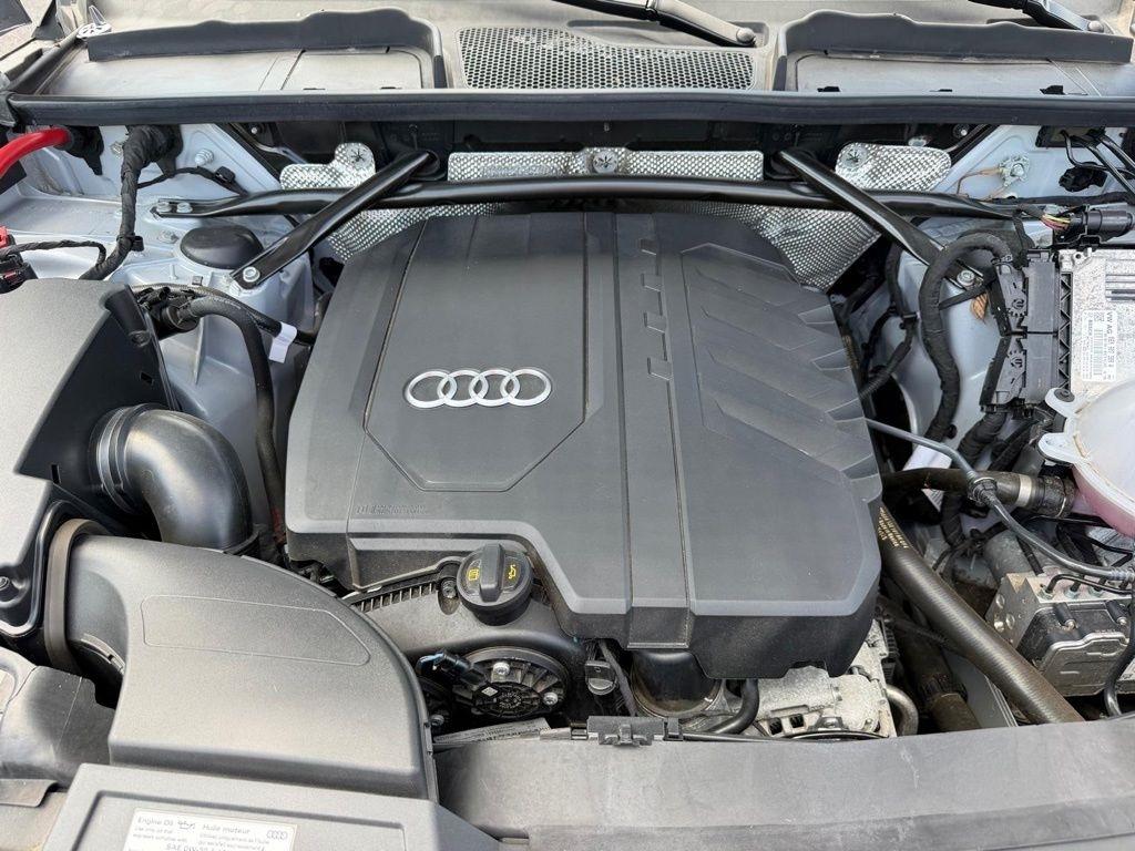 Audi Q5 2.0T Premium quattro 2023