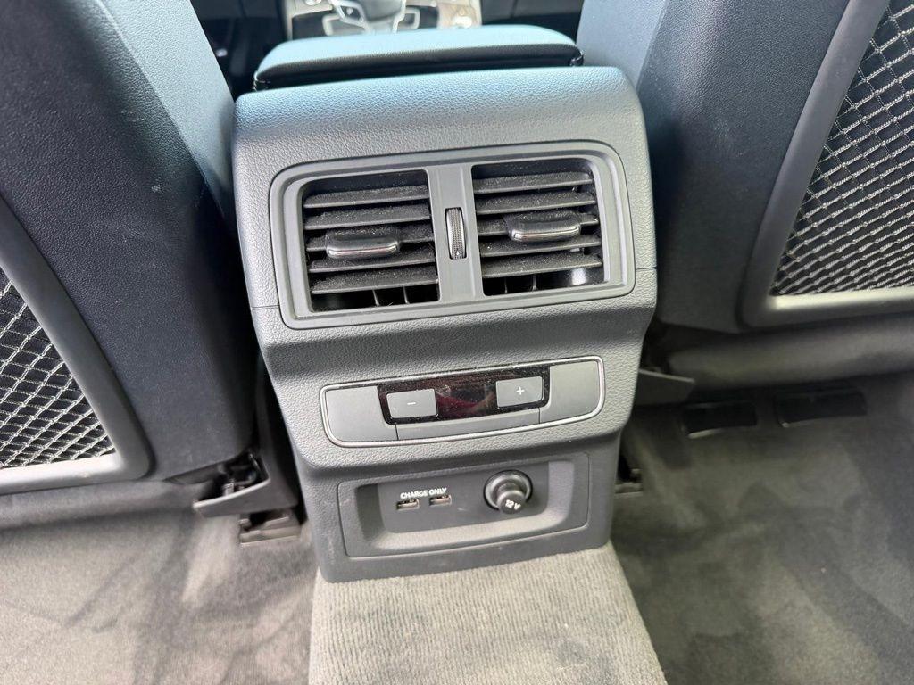 Audi Q5 2.0T Premium quattro 2023