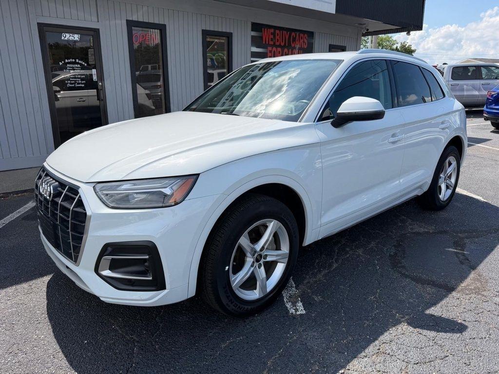 Audi Q5 2.0T Premium quattro 2023