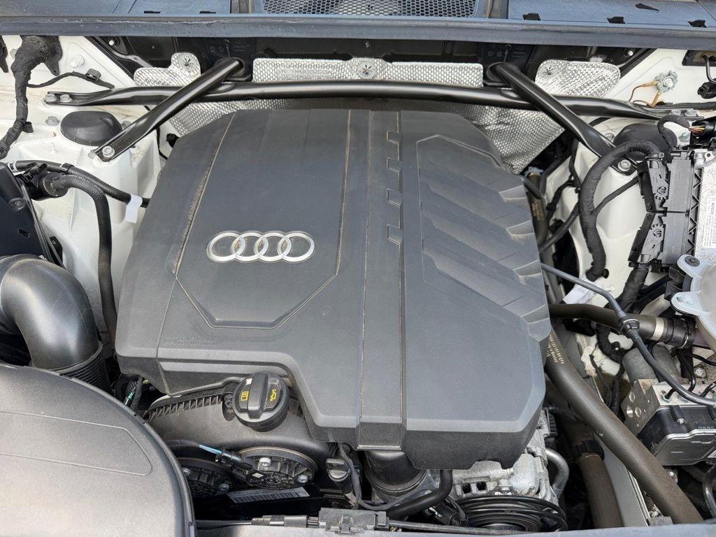 Audi Q5 2.0T Premium quattro 2023