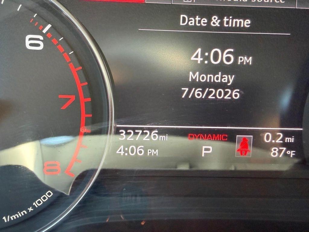 Audi Q5 2.0T Premium quattro 2023